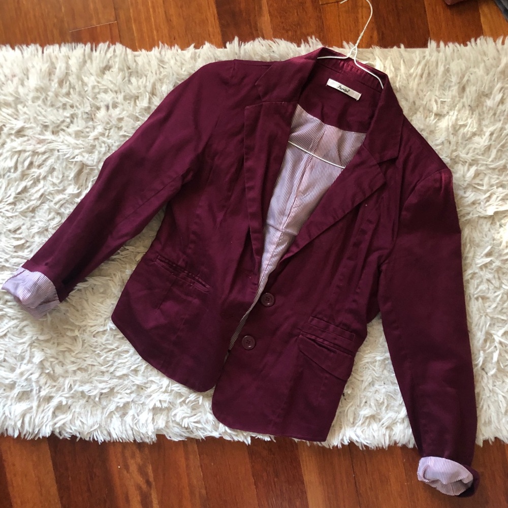 PAPAYA: Wine blazer